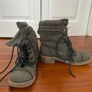 Women’s RocketDog Combat Boots Sz 8.5